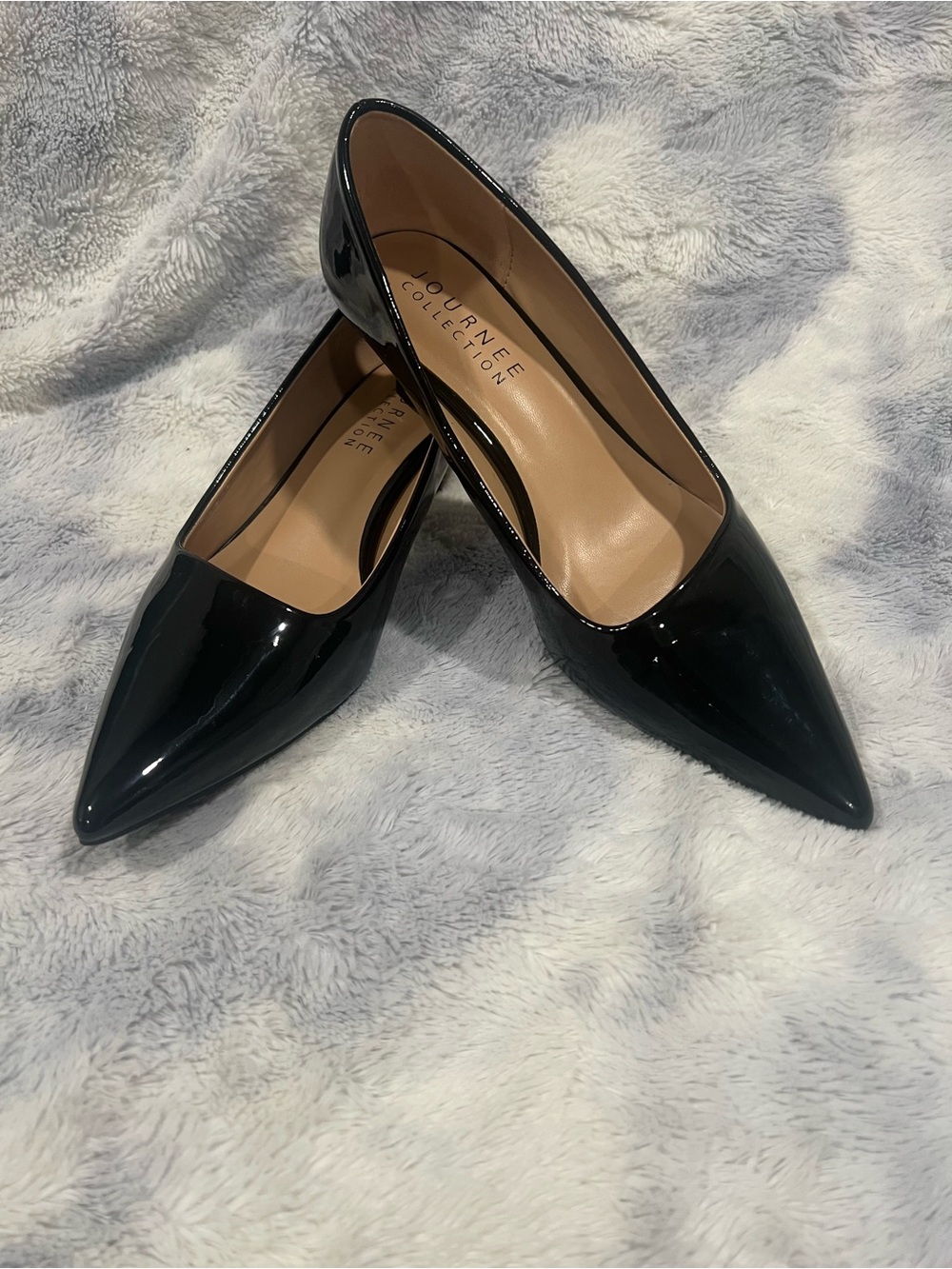 Journee Collection Black Patent Pointed Toe Heels